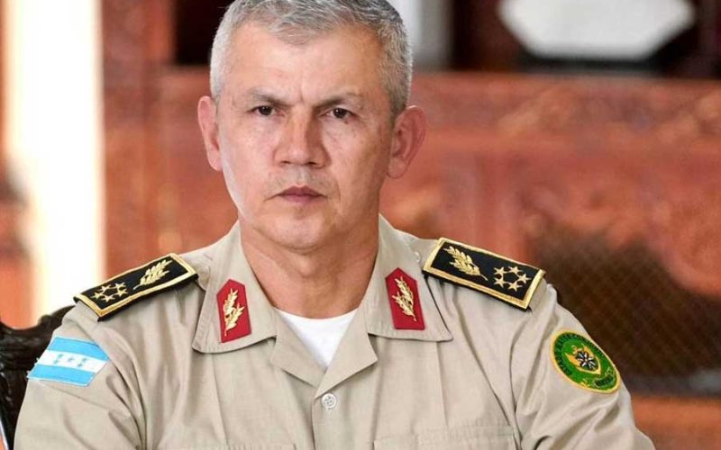 Roosevelt Hernández: la polarización de las Fuerzas Armadas y su impacto en la sociedad