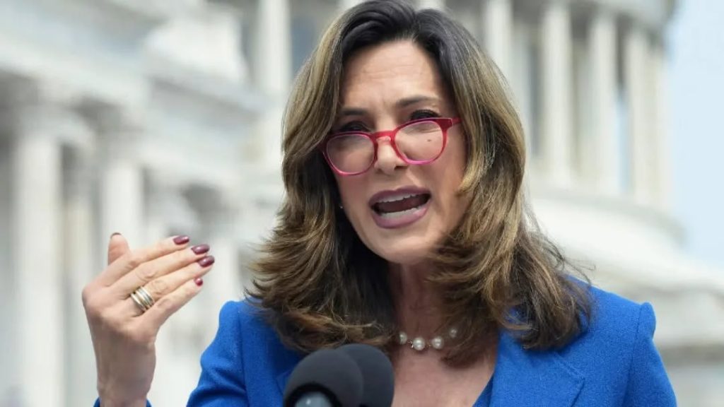 Salazar advierte expansión castrochavista en Honduras