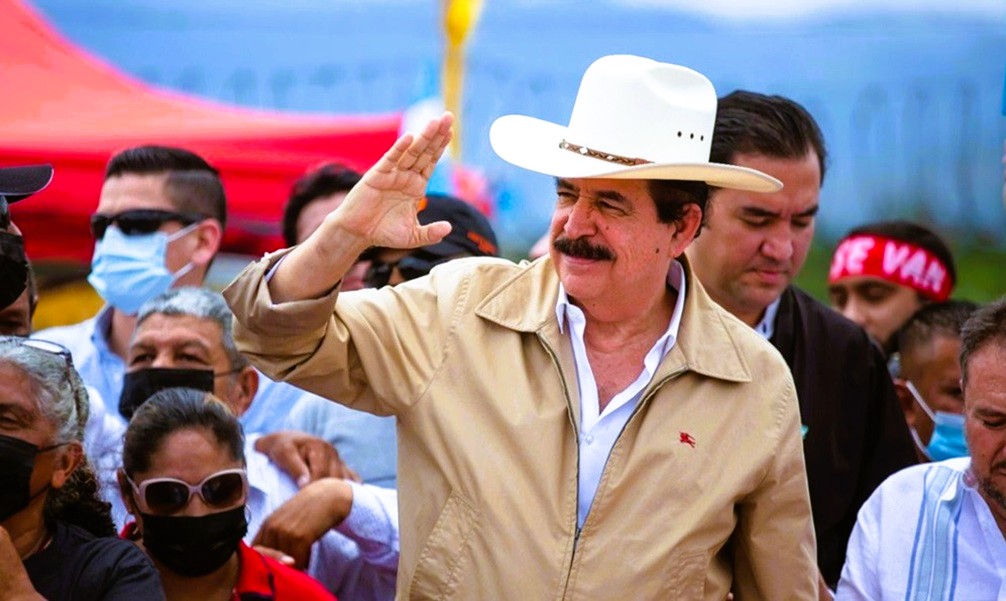 Críticas de la ciudadanía hondureña a las estrategias políticas atribuidas a Manuel Zelaya