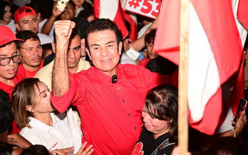 Nasralla aboga por bloque nacional ante amenaza oficialista de frenar elecciones