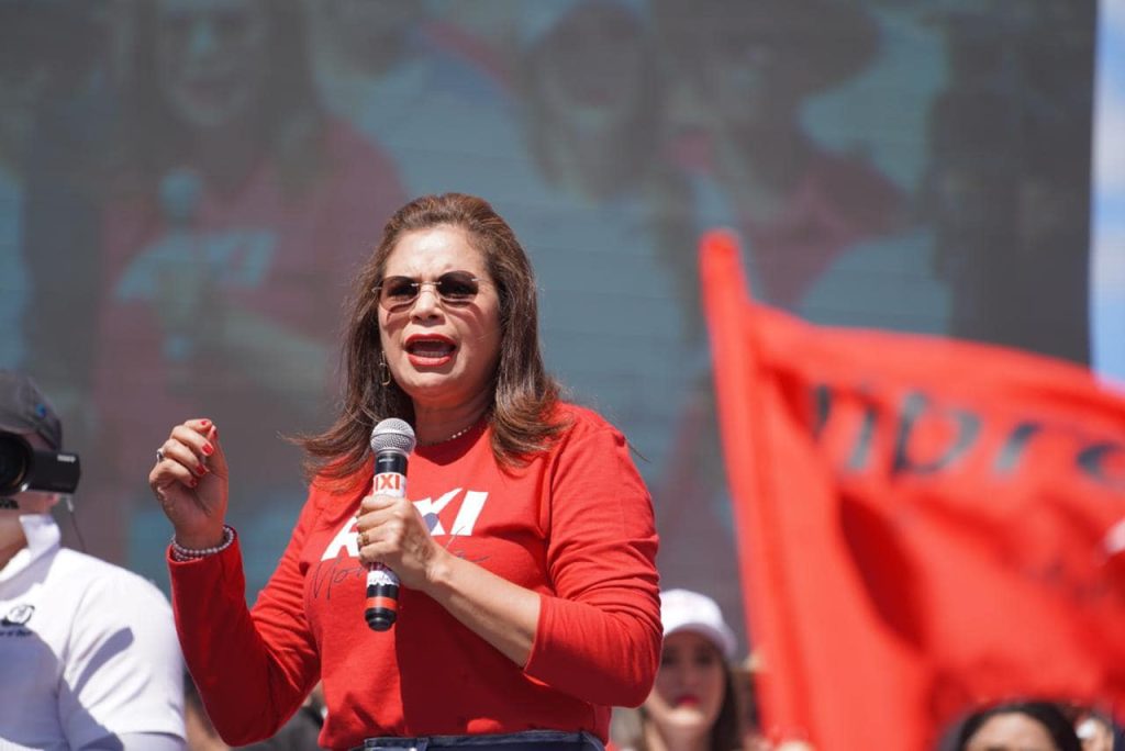 Inconsistencias en la encuesta de Rixi Moncada generan preocupación sobre la transparencia electoral