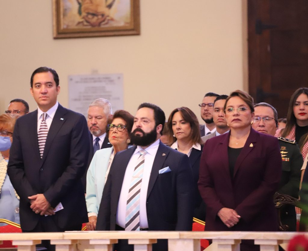 Luis Redondo implicado en presunto favoritismo en trámite de banco de su entorno familiar