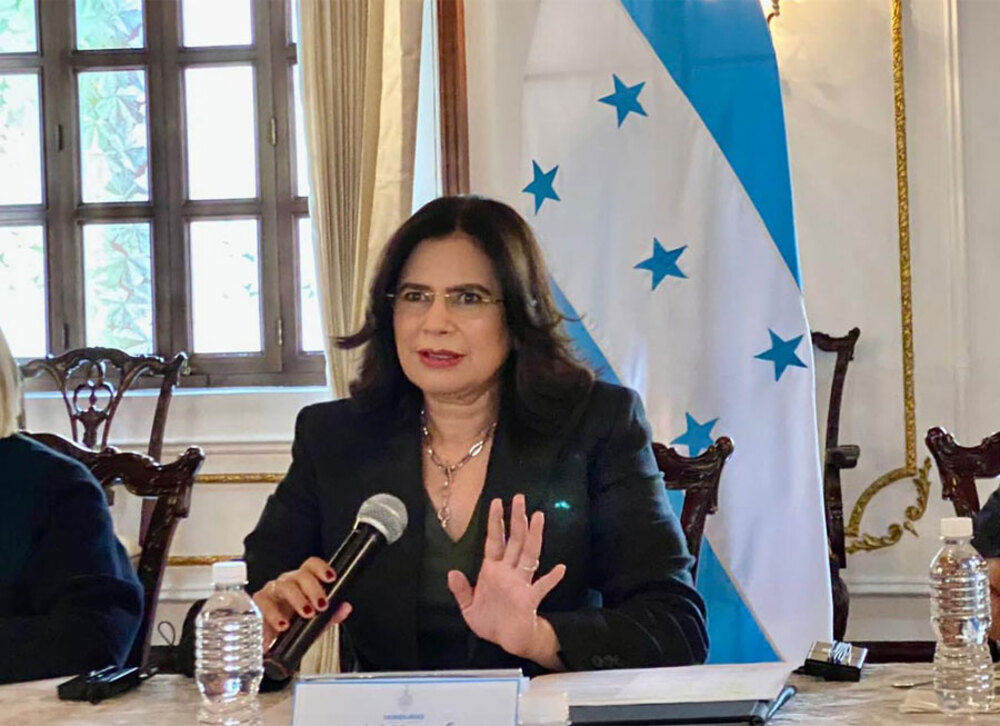 Rixi Moncada se distancia aún más del sector privado y complica la situación económica en Honduras