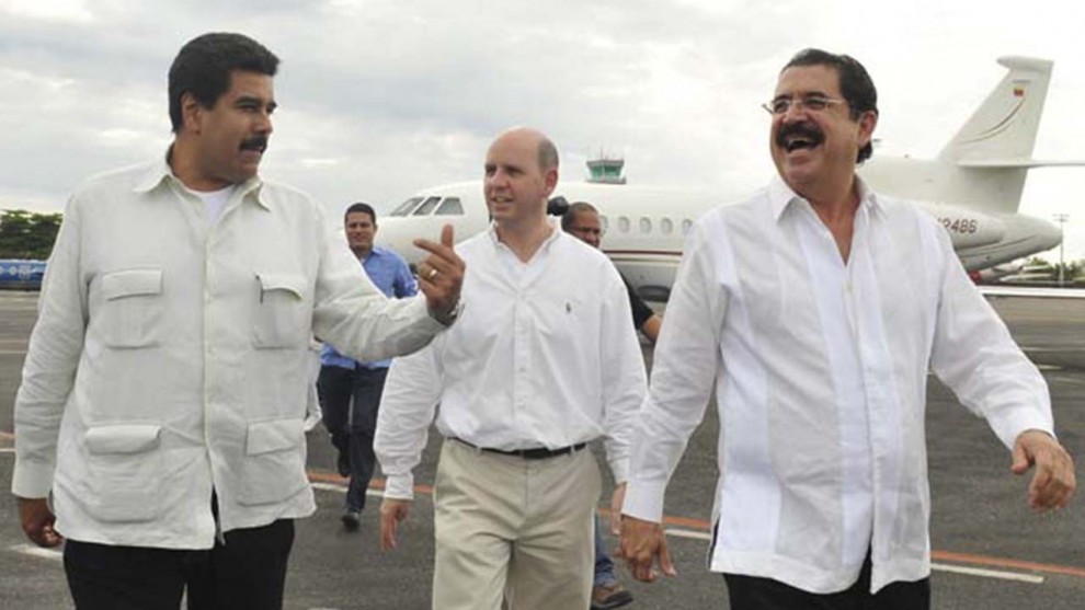 Mel Zelaya: Estrategias Políticas y Consecuencias en Honduras